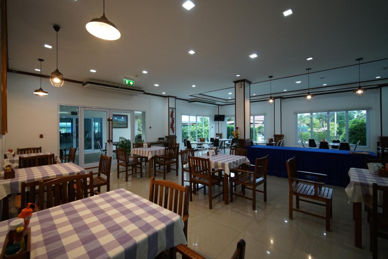 Sea Mountain Khanom Hotel Екстер'єр фото