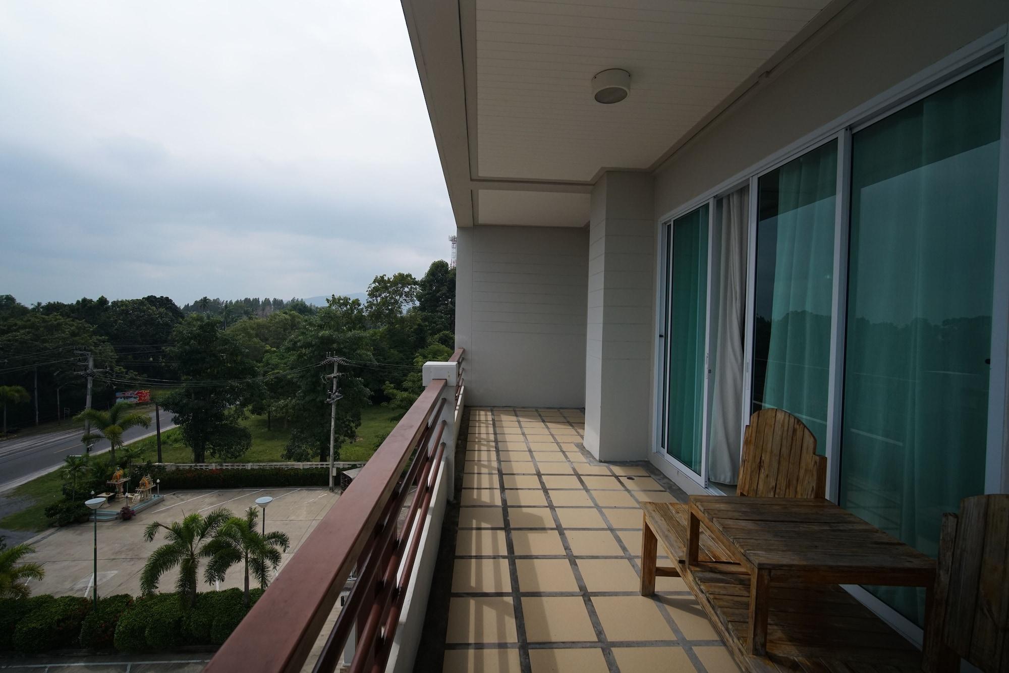 Sea Mountain Khanom Hotel Екстер'єр фото