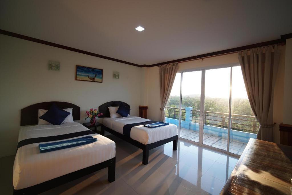 Sea Mountain Khanom Hotel Екстер'єр фото